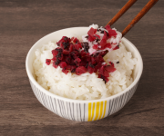 【ご予約受付中・5月1日出荷予定】紀州産カリカリきざみ梅(しそ)180ｇ