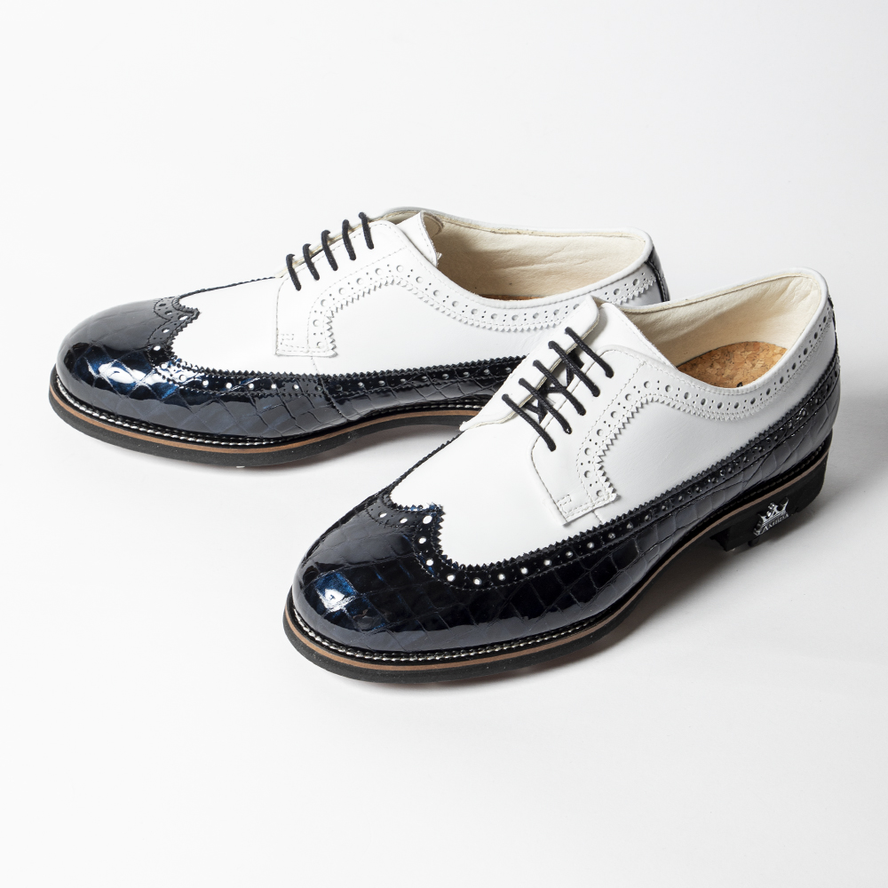 LAMBDA LIVORNO メンズゴルフシューズ ホワイト×ネイビー 正面デザイン