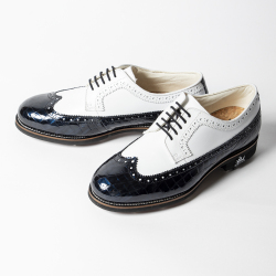 LAMBDA LIVORNO メンズゴルフシューズ ホワイト×ネイビー 正面デザイン