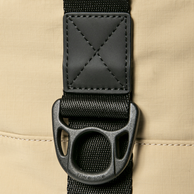 JONES(ジョーンズ）- FC - Field Tote （トート）- Beige (ベージュ）