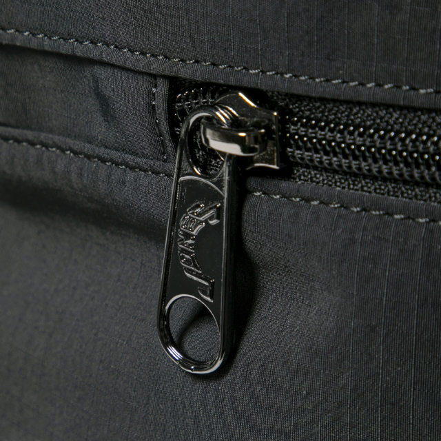 JONES(ジョーンズ）- FC - Field Tote （トート）- Black (ブラック）