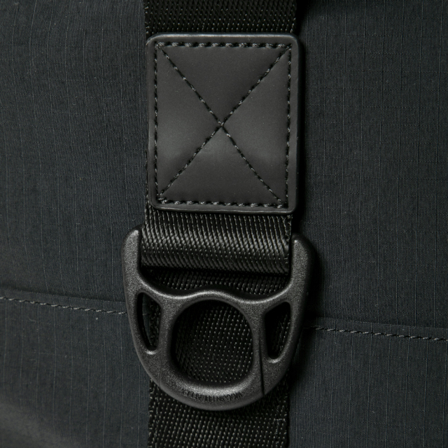 JONES(ジョーンズ）- FC - Field Tote （トート）- Black (ブラック）