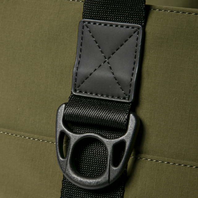 JONES(ジョーンズ）- FC - Field Tote （トート）- Olive (オリーブ）