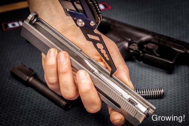 ナイフショップ グローイング！□Real Avid【リアル アビット】□ ガン