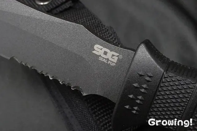 新品　完成模型品　米軍　特殊部隊　SOG SEAL PUP　タクティカルナイフ 新品 完成模型品 米軍 特殊部隊 SOG SEAL PUP タクティカルナイフ