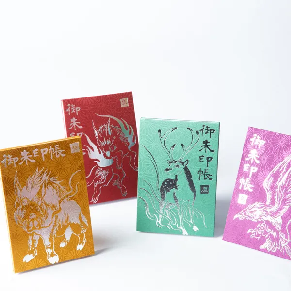 【御朱印帳】箔押し版/大判12x18cm/蛇腹式/百裂小菊with神使