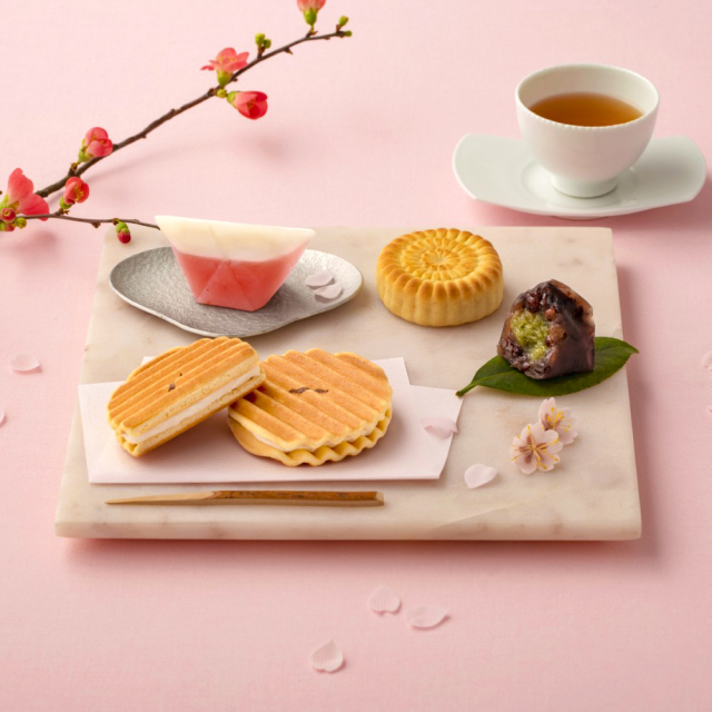 初春銘菓撰(13692)