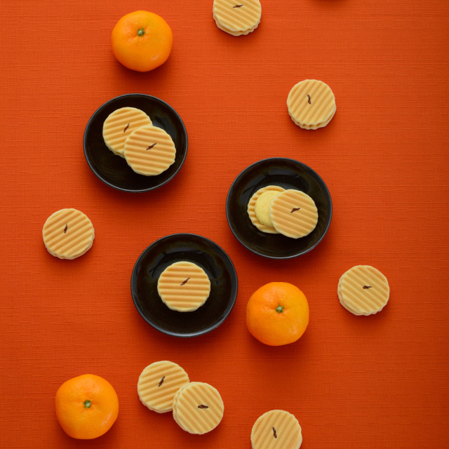 姫千寿せんべいみかん　だるま