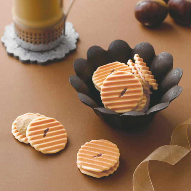 姫千寿せんべい　栗モンブラン