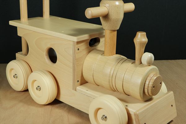 送料無料 カマキリ 日本製木のおもちゃ のりもの ぶなの木 プレゼント 木のおもちゃkoide