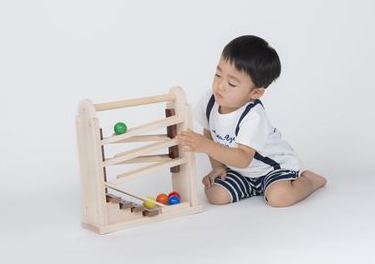 KOIDE コロコロシロホン 木のおもちゃ 木製 知育玩具 スロープトイ 楽天市場】コイデ KOIDE 日本製 おもちゃ 玩具 コロコロシロホン M64