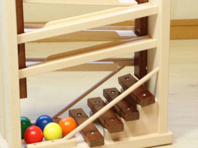 ぶなの木 コロコロシロホン M63