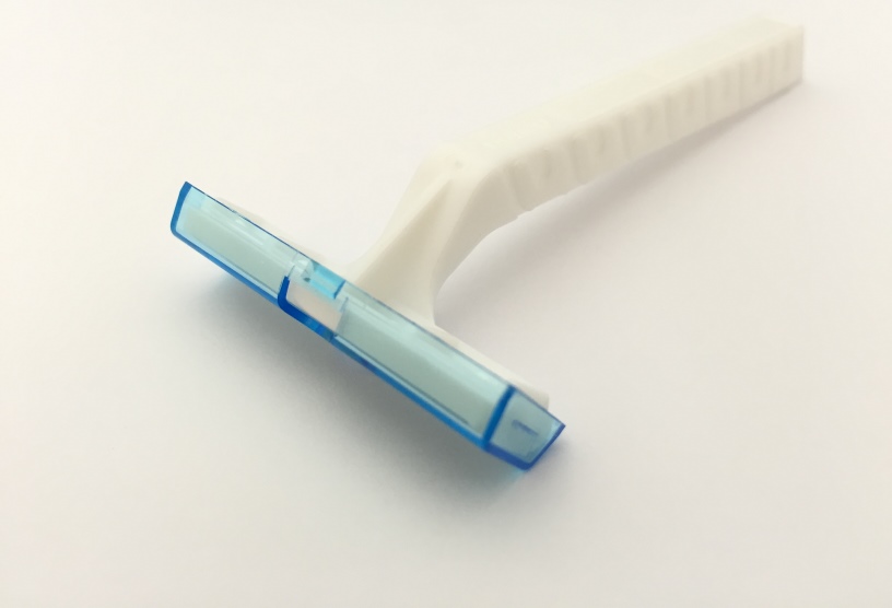 使い捨てカミソリ ２枚刃バルク ハダカ 100個入り 業務用　ホテルアメニティ