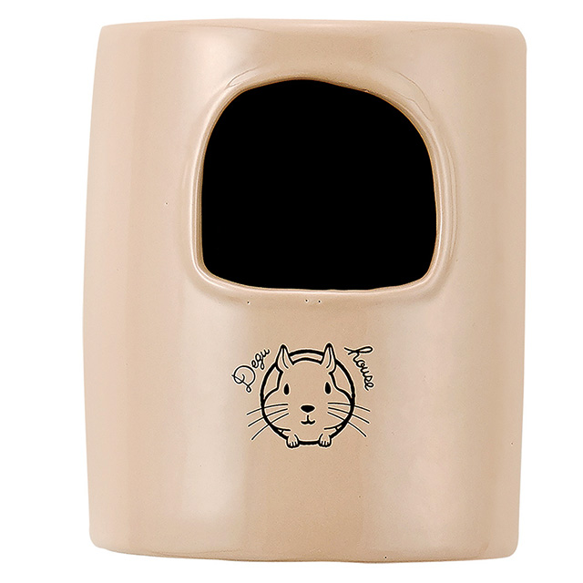 デグーの 砂浴びもできるハウス