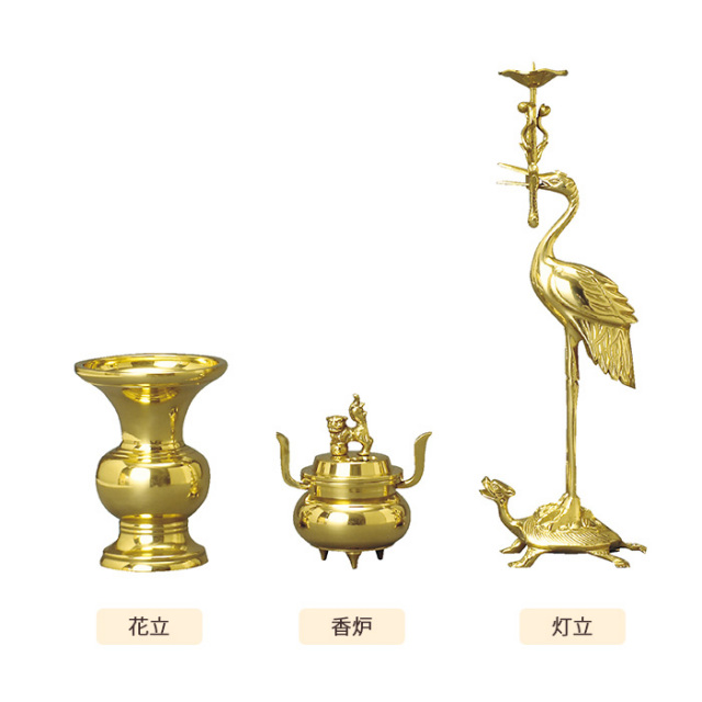 仏具 三具足 楽天市場】本山彫 上彫三具足 本金メッキ 2.5寸(花立高さ7.5cm