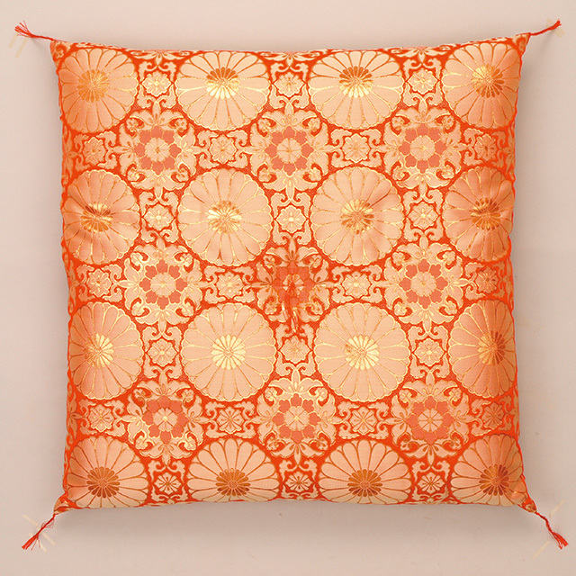 仏前座布団　金襴 赤