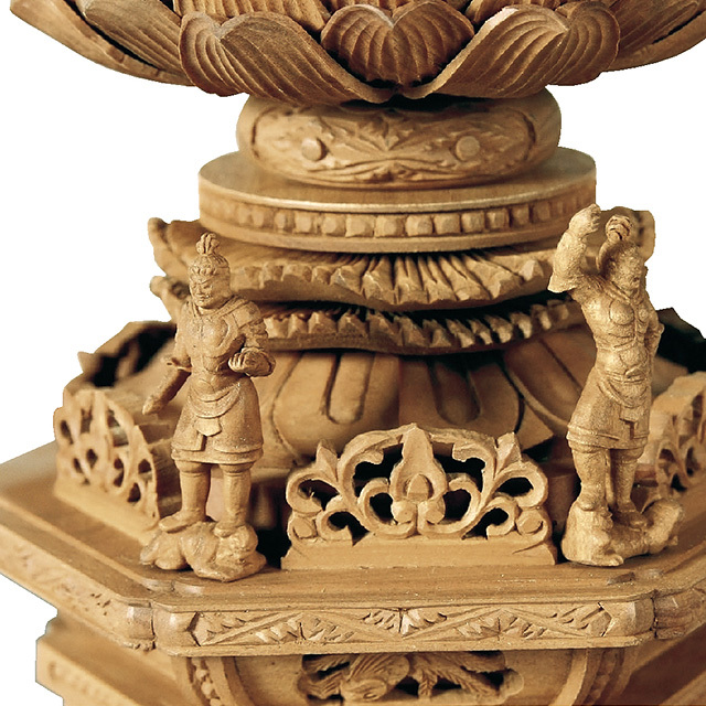 白檀 四天王六角台座 座釈迦 水煙光背 玉眼入 2.5寸～3.0寸 | 激安仏壇