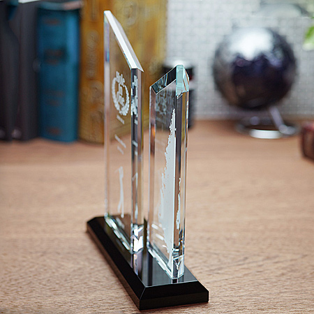 ホワイトガラス製トロフィーWCR39_04