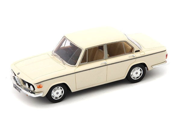 Auto Cult/オートカルト BMW　2004M　セダン 1973　アイボリー