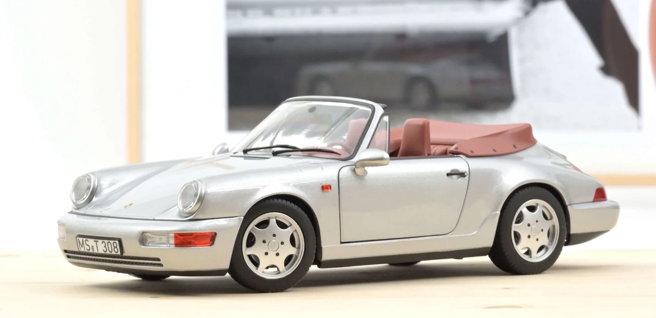 NOREV/ノレブ  ポルシェ 911 カレラ 2 カブリオレ 1990 シルバー