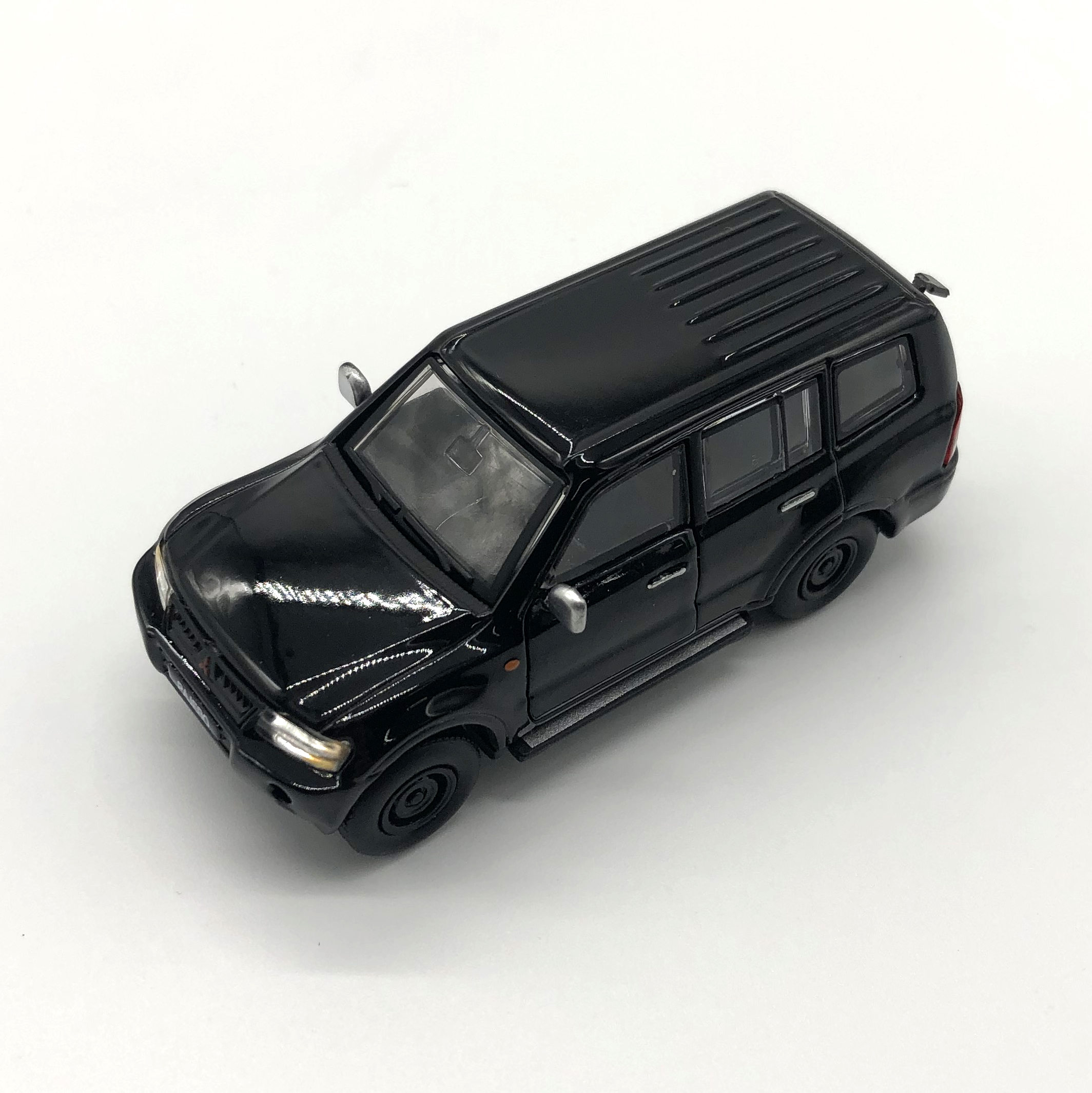 BM CREATIONS 三菱 パジェロ  3代目 ブラック  LHD　※日本限定色