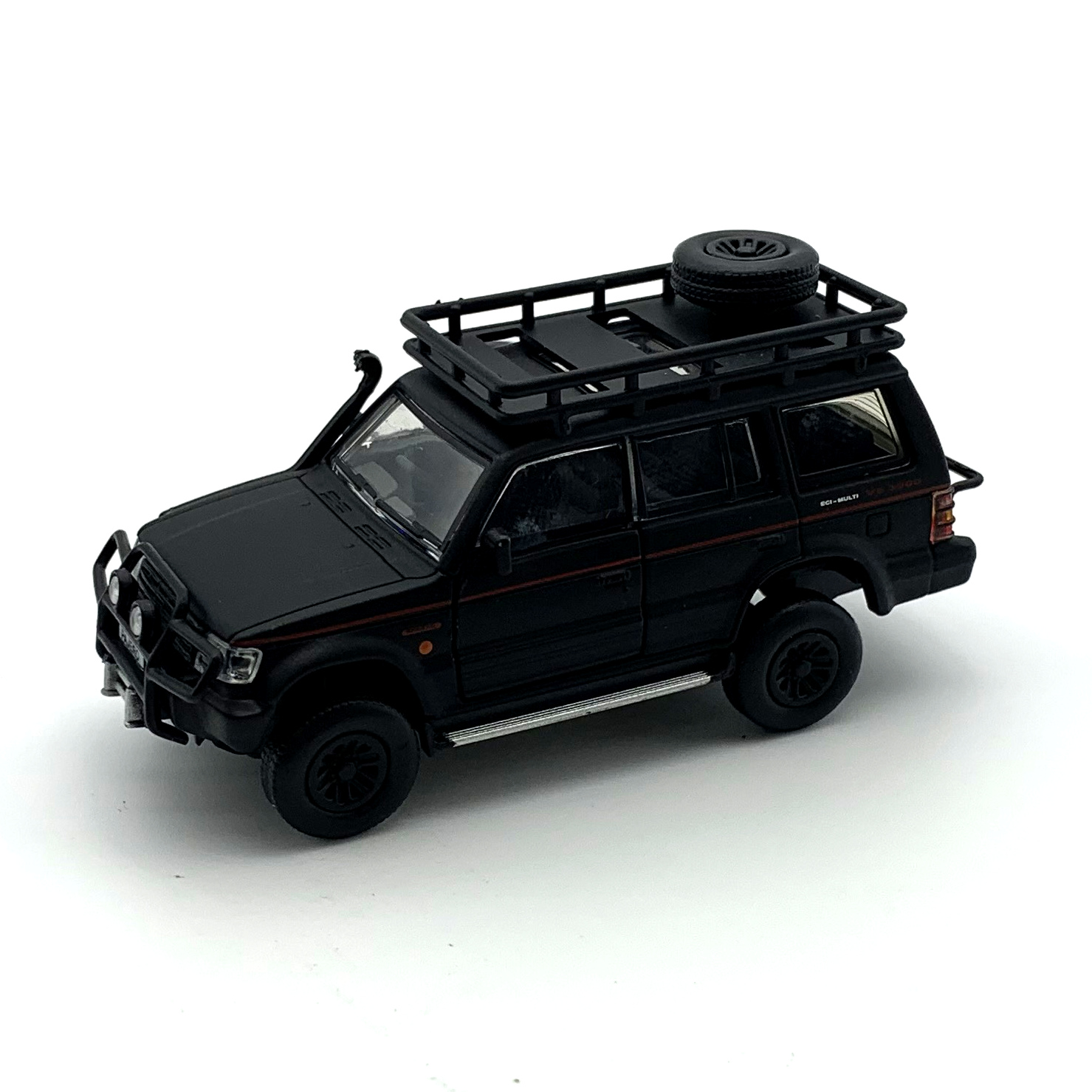 BM CREATIONS 三菱 パジェロ 2nd Generation マットブラック Jungle pack  RHD