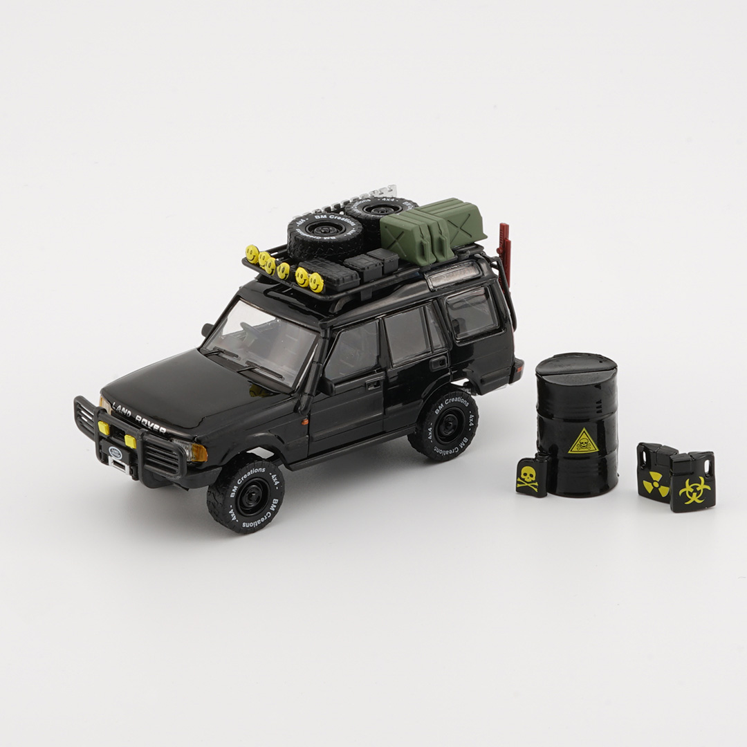 BM CREATIONS ランドローバー ディスカバリー1 1998 Black Smile アクセサリー付 (RHD)