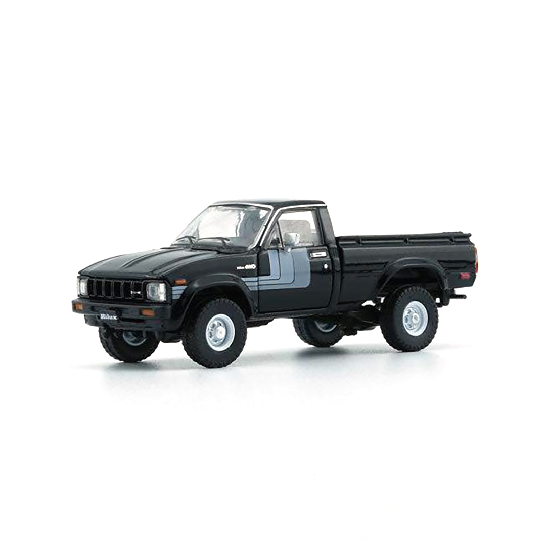 BM CREATIONS  トヨタ ハイラックス ブラック RHD
