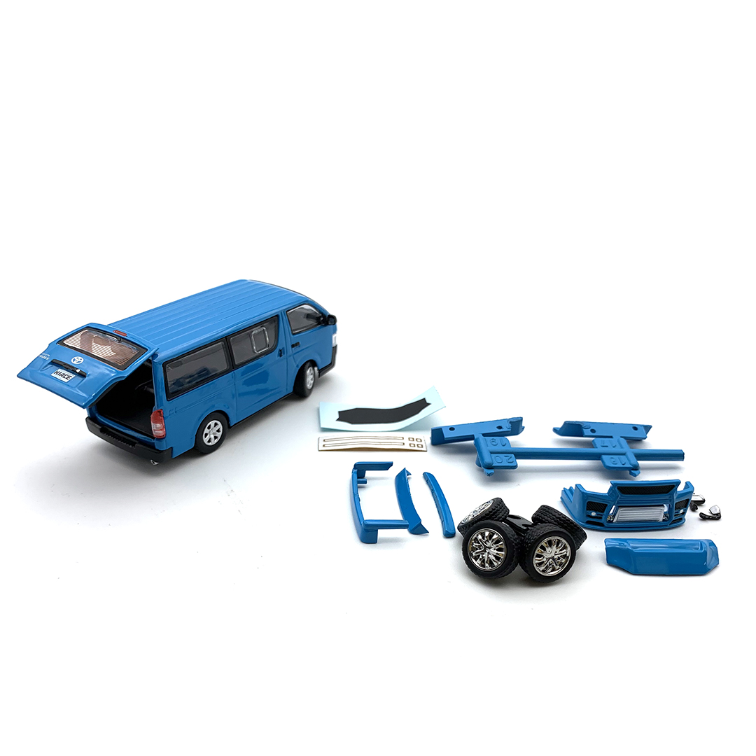 BM CREATIONS  トヨタ 2015 ハイエース KDH200V ブルー カスタム (LHD)