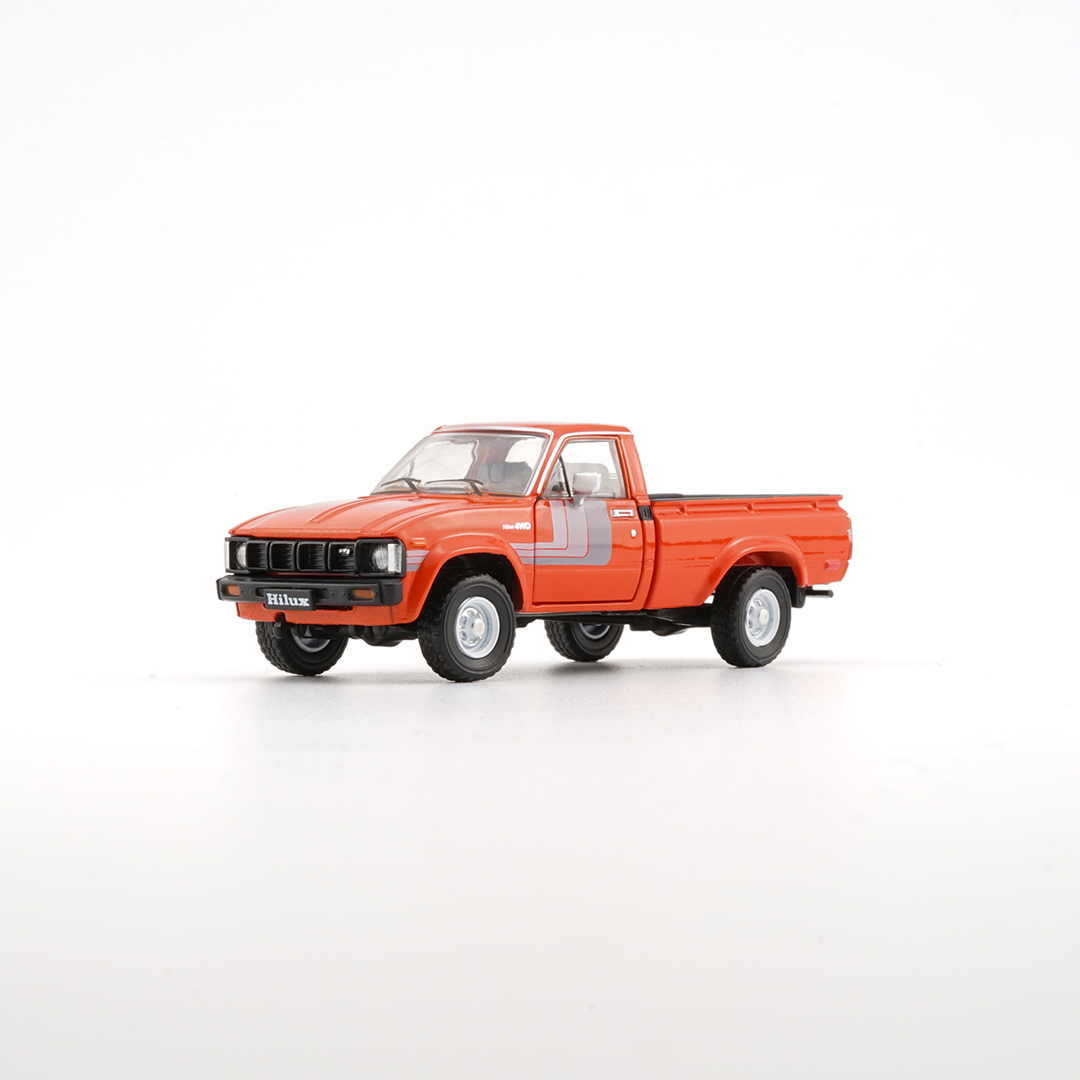 BM CREATIONS トヨタ 1980 ハイラックス N60 N70 オレンジ LHD
