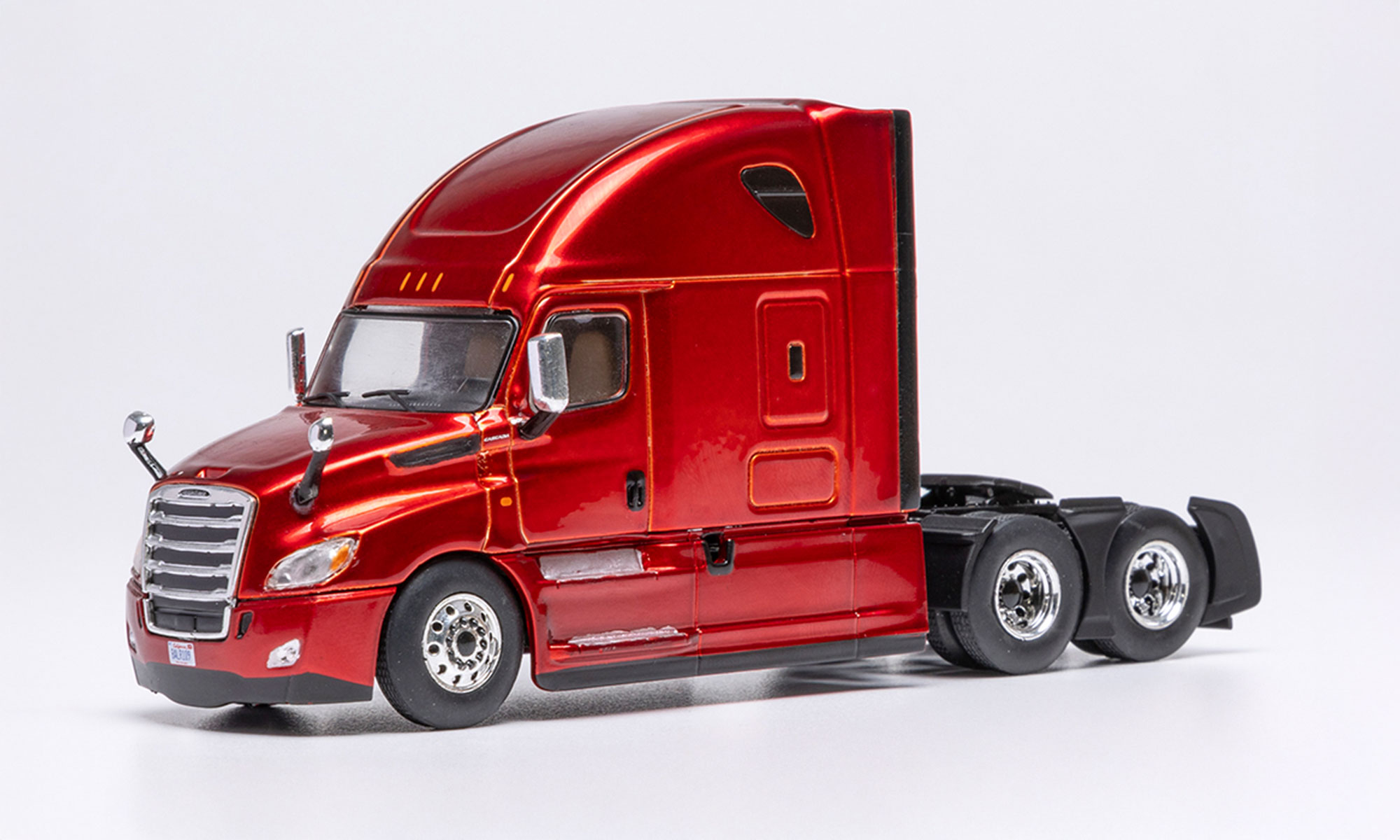 ixo/イクソ  フレイトライナー カスケディア 2018 レッド