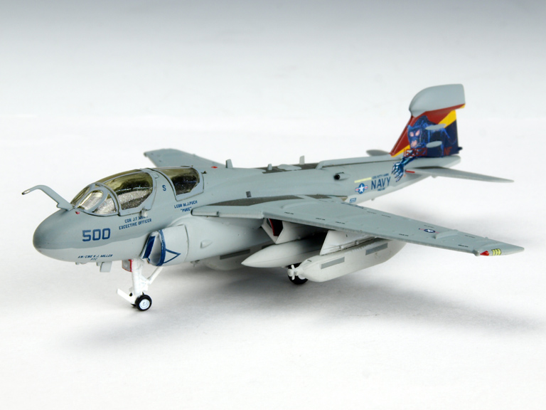 M-SERIES/エム　シリーズ EA-6B プラウラー VAQ-136 ガントレッツ NF500 『CAG 2004』