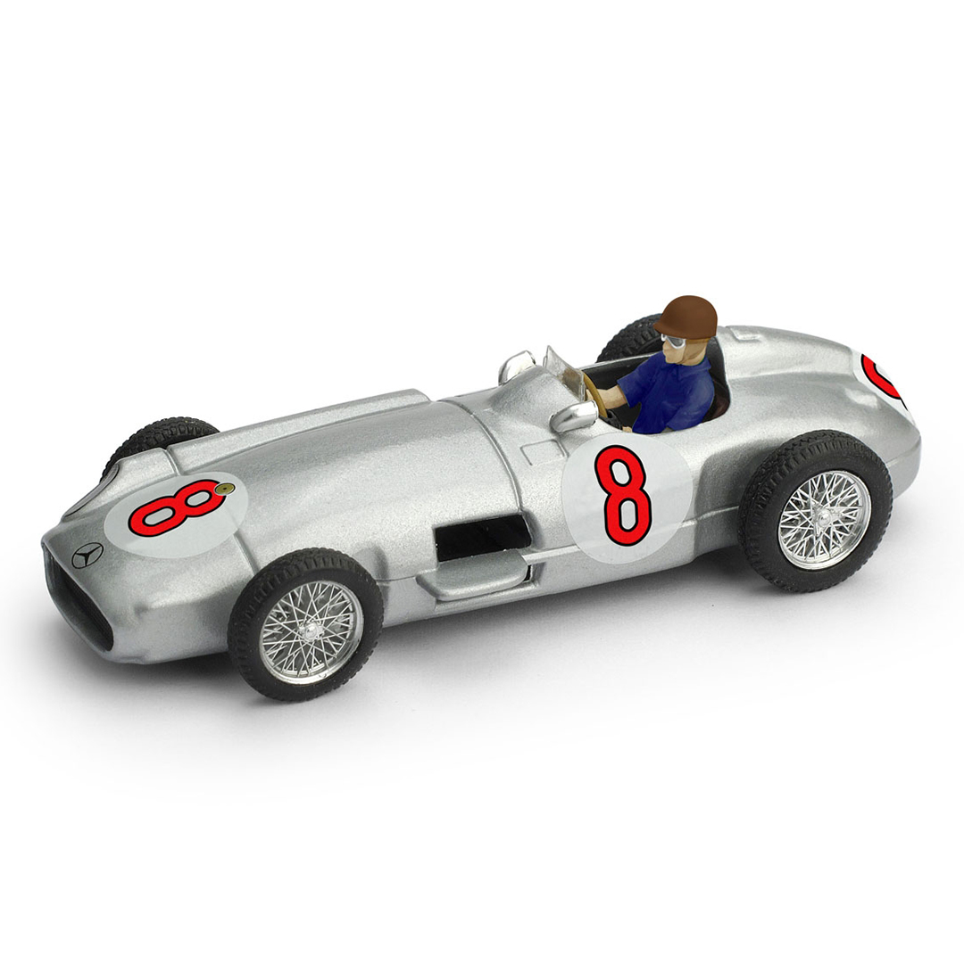 BRUMM/ブルム  メルセデス ベンツ W196  55オランダGP優勝#8 Fangio ドライバーフィギュア付