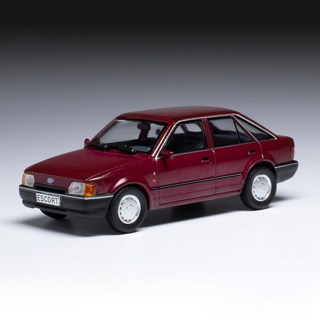 ixo/イクソ  フォード エスコート MK IV 1988 メタリックダークレッド