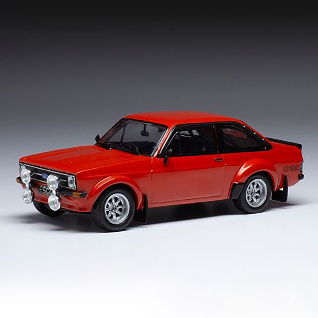 ixo/イクソ  フォード　エスコート　MK　RS　1800　1976　レッド