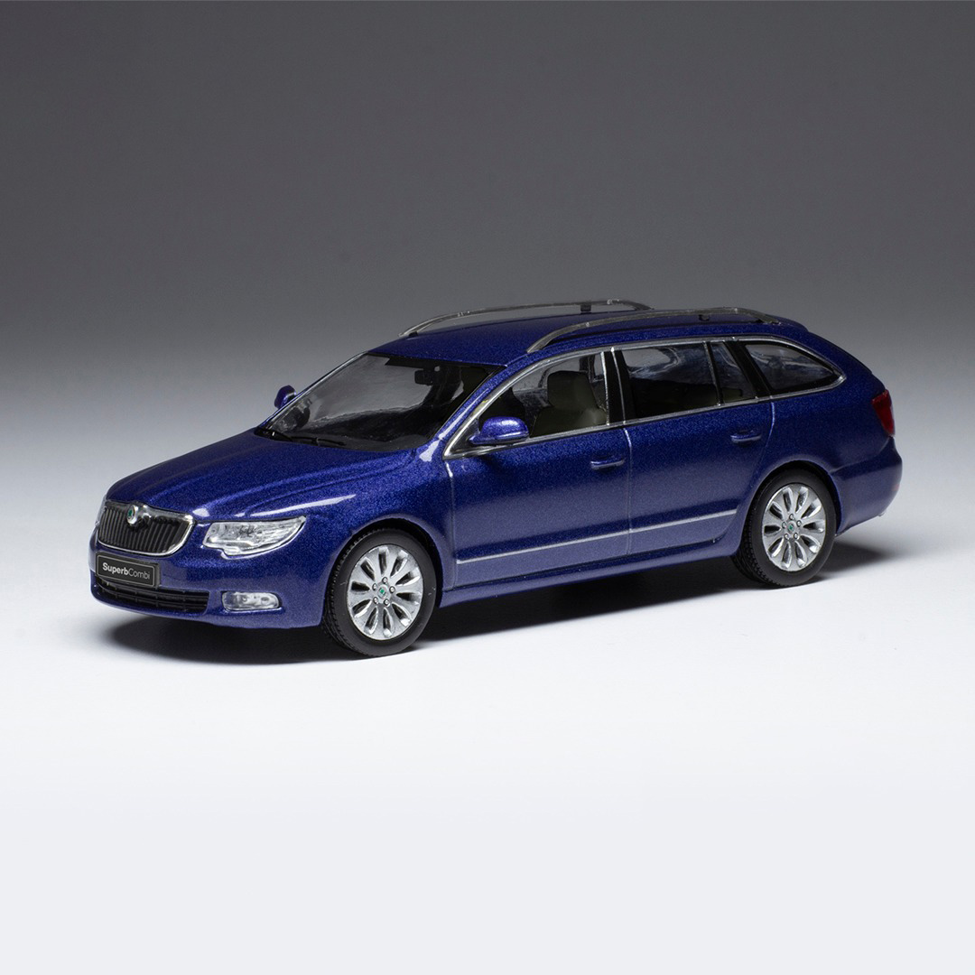 ixo/イクソ  シュコダ スペルブ II（3T) COMBI 2008 メタリックブルー