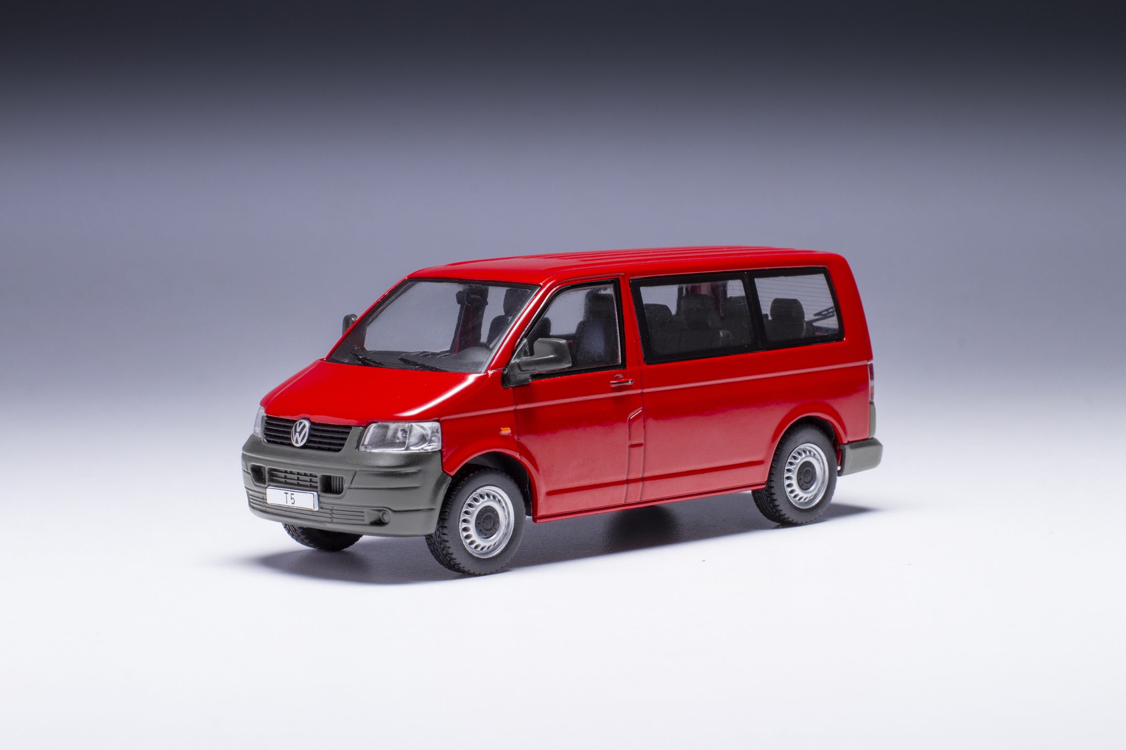ixo/イクソ  VW T5 (2003)