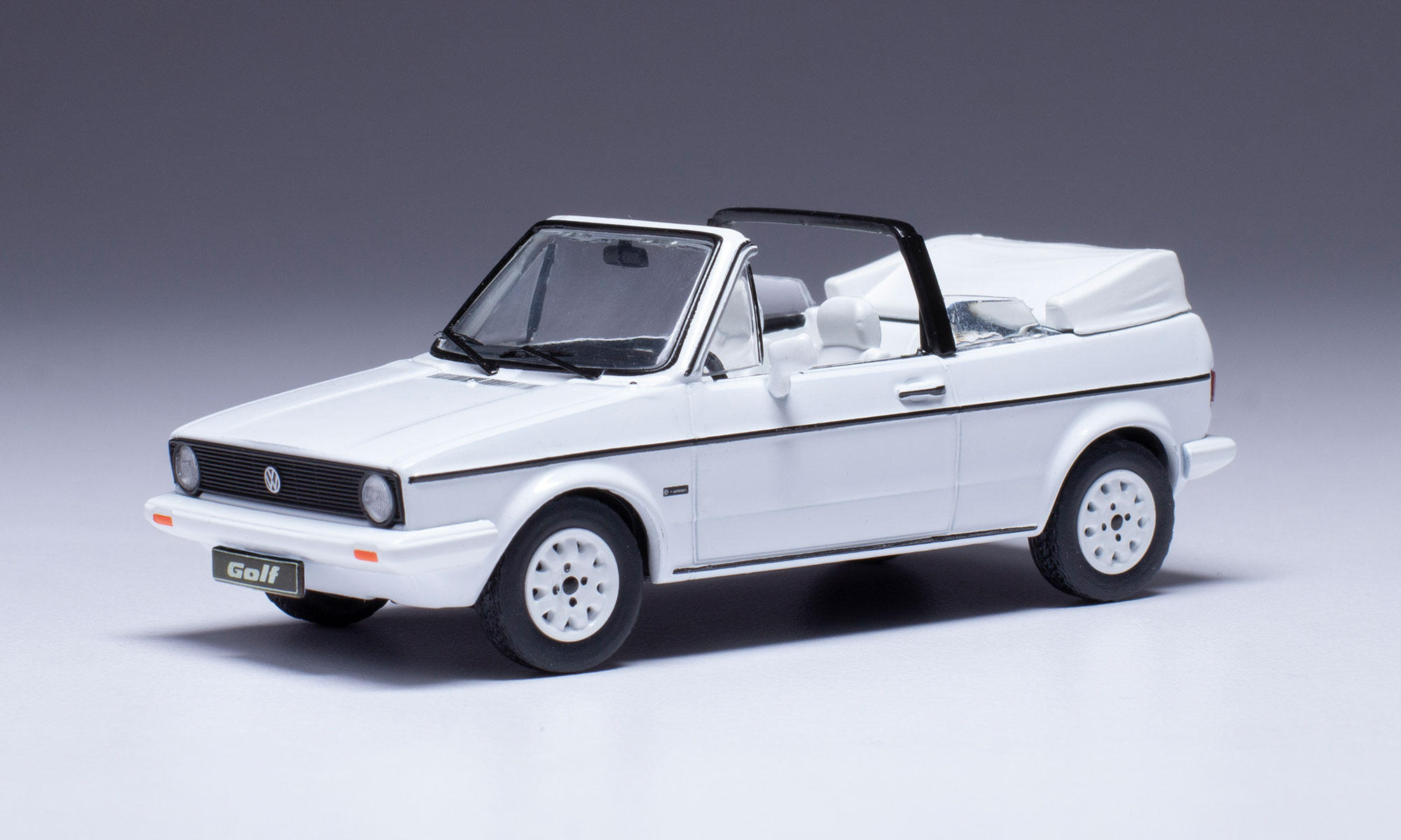 ixo/イクソ  VW ゴルフ カブリオレ MK I  1981 ホワイト?