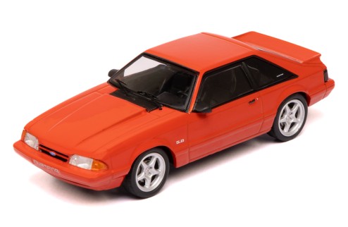 ixo/イクソ  フォード マスタング LX 5.0 クーペ　1992 レッド