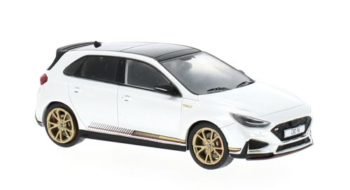 ixo/イクソ  ヒョンデ i30 N Drive-N 2022 パールホワイト