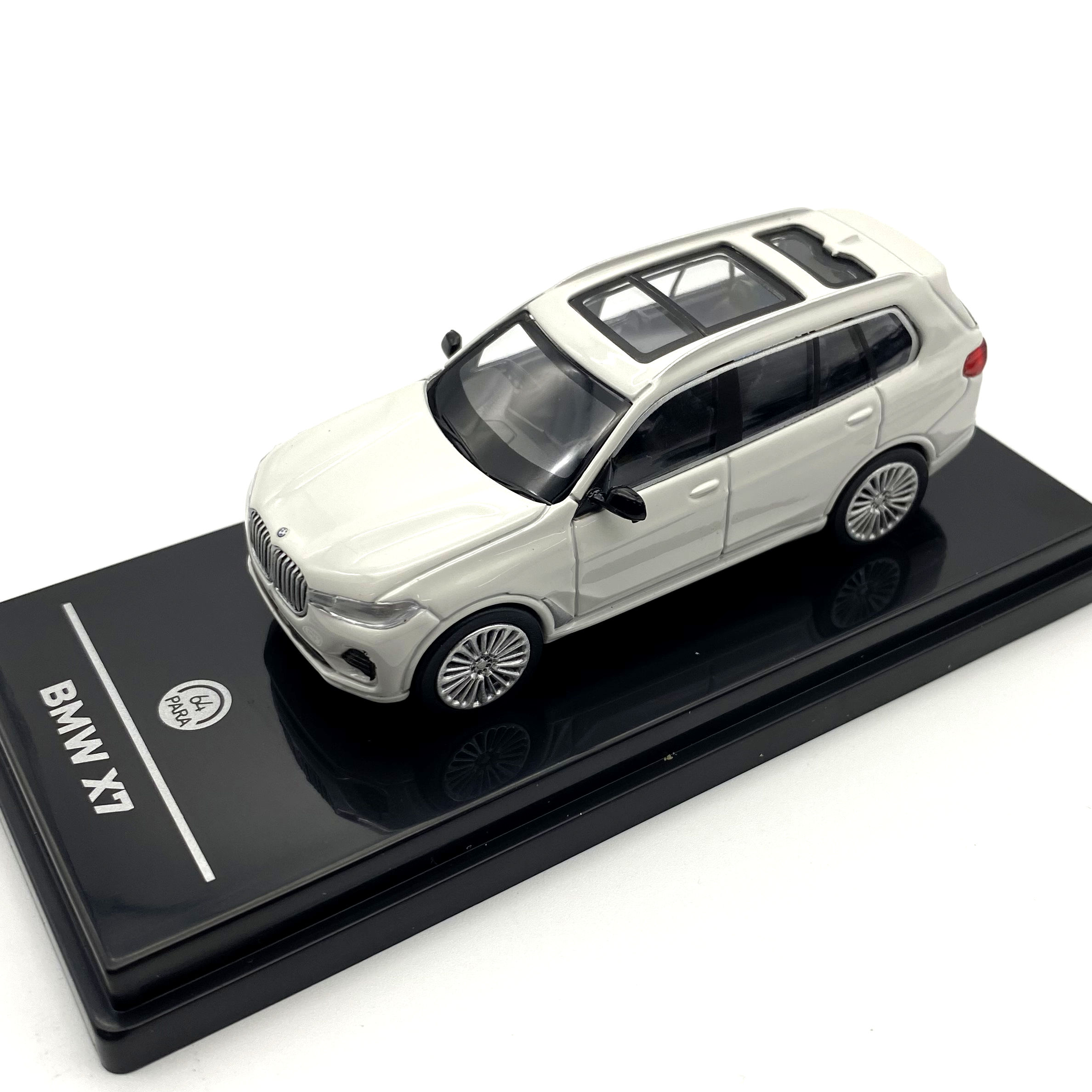 PARAGON/パラゴン BMW X7 ホワイト RHD