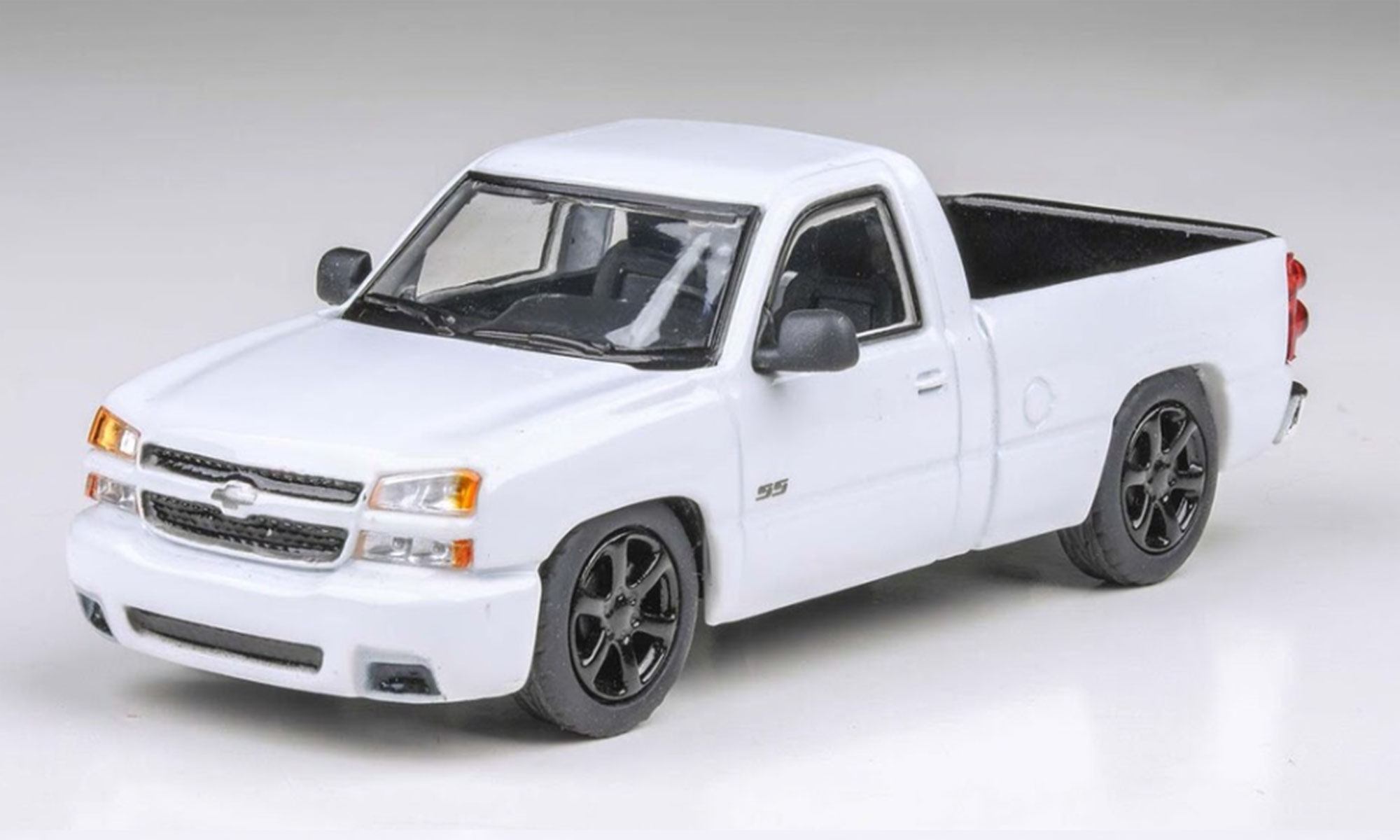 PARAGON/パラゴン  シボレー シルバラード シングルキャブ 2006 サミットホワイト LHD