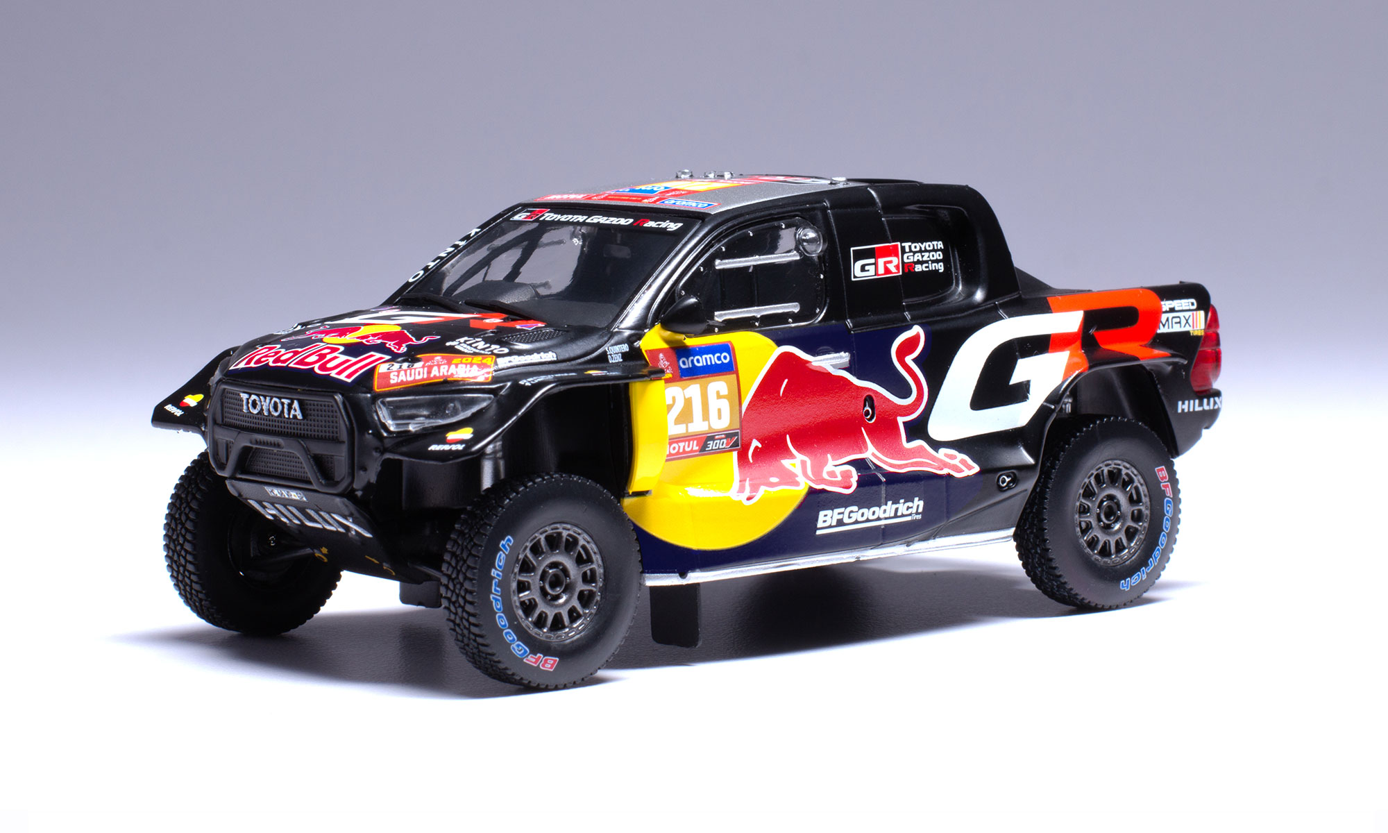 ixo/イクソ  トヨタ GR DKR HILUX Evo T1U 2024年　ダカールラリー　＃216　S.Quintero - D.Zenz