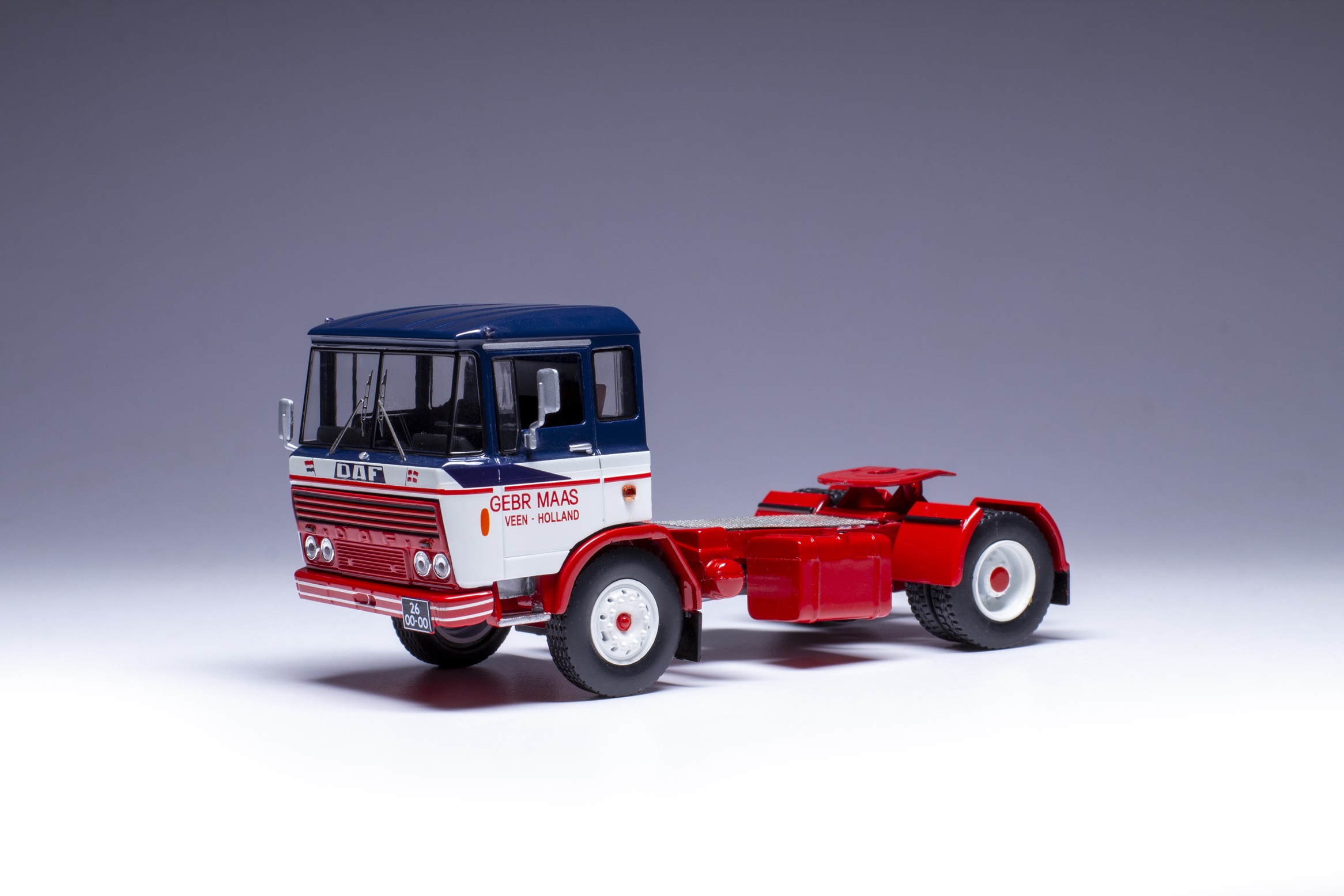 ixo/イクソ  DAF　2600　1970　ブルー＆ホワイト