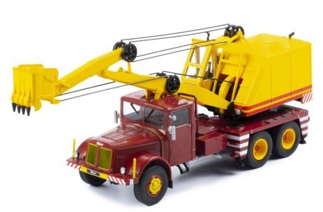 ixo/イクソ  タトラ 111 D 030 A 1958 レッド