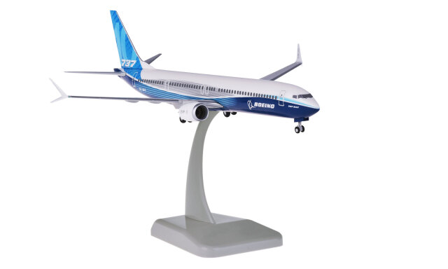 HoganWings/ホーガンウイングス  B737MAX 10 ボーイング ハウスカラー2019ランディングギア・スタンド付属"