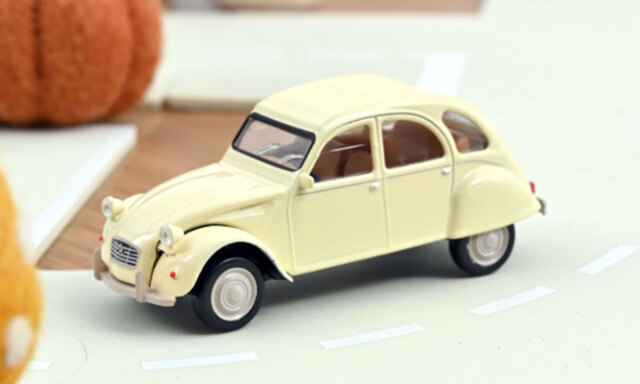 NOREV/ノレブ シトロエン 2CV 1978 ベージュ
