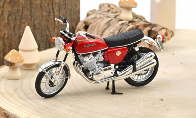NOREV/ノレブ  ホンダ CB750 1969 メタリックレッド