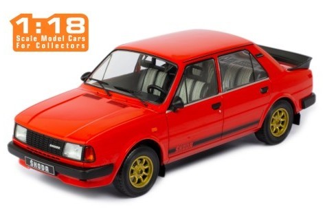 ixo/イクソ シュコダ 130 LR 1988 レッド