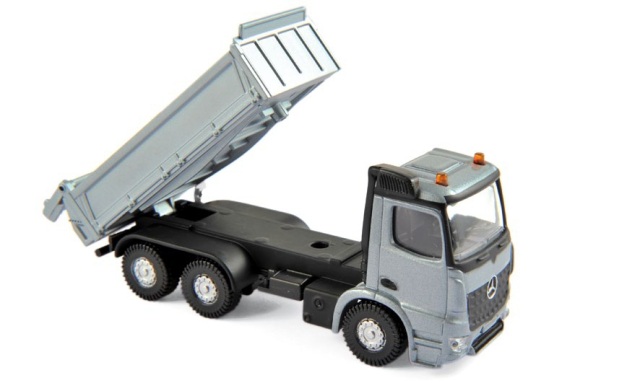 NOREV/ノレブ  メルセデス・ベンツ Arocs　グレー